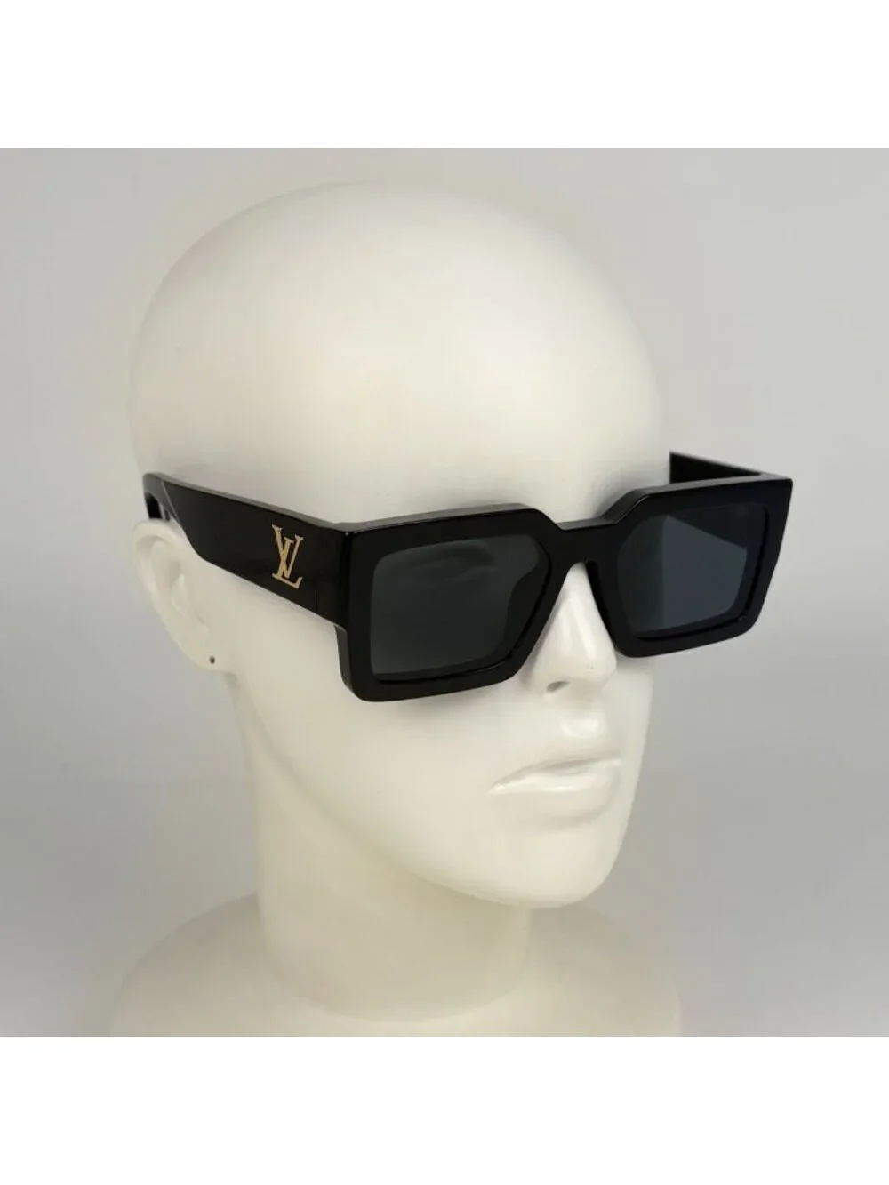 Louis Vuitton this authentic